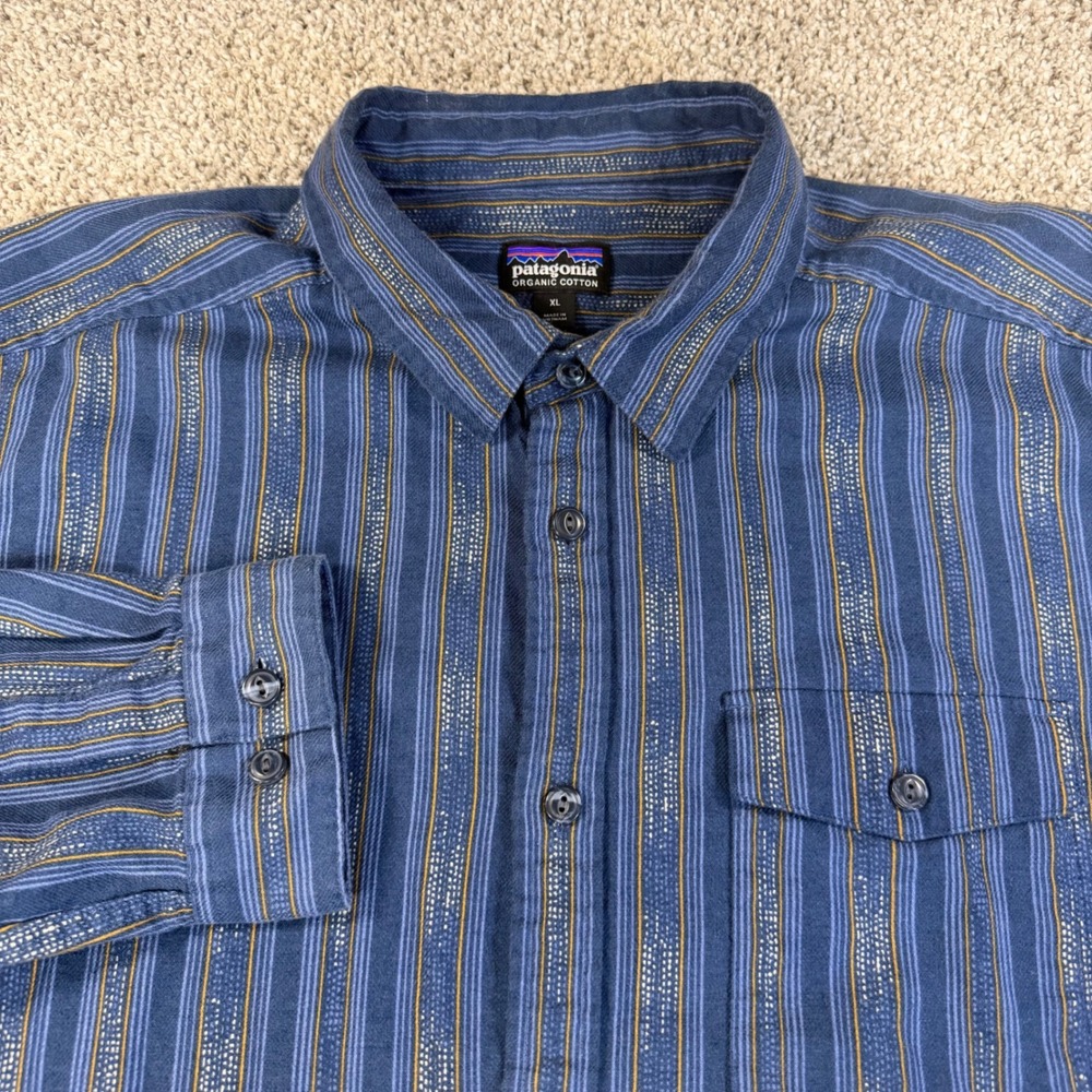 Patagonia Mens XL Organic Cotton Blue Striped Long Sleeve Button Up Shirt